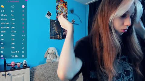 Snapshot of sell0n chatting on 01-30-25, 01:44 Mindy online show from 01-30-25, 01:44