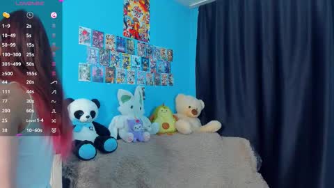 Snapshot of sell0n chatting on 10-21-25, 02:01 Mindy online show from 10-21-25, 02:01