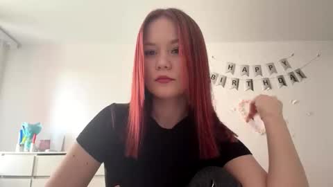 Lily online show from 04-21-26, 09:04