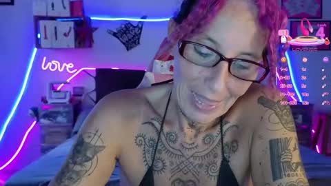 Snapshot of selvaggia_del_caribe chatting on 12-15-25, 05:50 Selvaggia Del Caribe online show from 12-15-25, 05:50