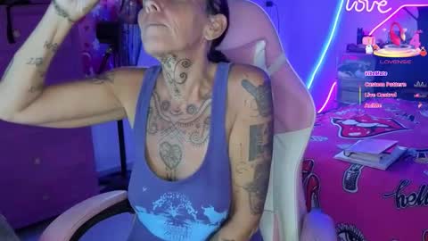 Selvaggia Del Caribe online show from 03-18-26, 06:33