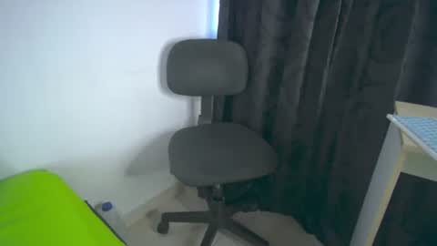 Snapshot of sem_alas chatting on 01-15-25, 10:35 sem_alas online show from 01-15-25, 10:35