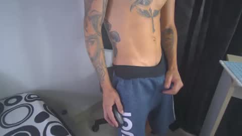 Snapshot of sem_alas chatting on 01-18-25, 12:24 sem_alas online show from 01-18-25, 12:24