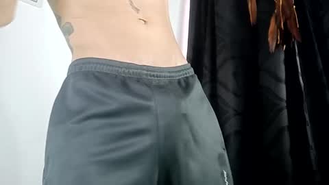 Snapshot of sem_alas chatting on 02-08-25, 10:19 sem_alas online show from 02-08-25, 10:19