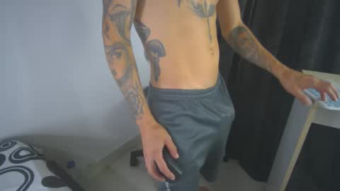 Snapshot of sem_alas chatting on 03-08-25, 04:01 sem_alas online show from 03-08-25, 04:01