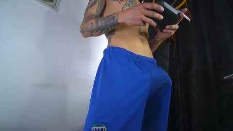 Snapshot of sem_alas chatting on 09-21-25, 08:54 sem_alas online show from 09-21-25, 08:54