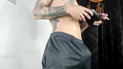 Snapshot of sem_alas chatting on 11-01-25, 12:23 sem_alas online show from 11-01-25, 12:23