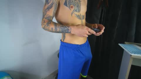 Snapshot of sem_alas chatting on 11-08-25, 10:41 sem_alas online show from 11-08-25, 10:41