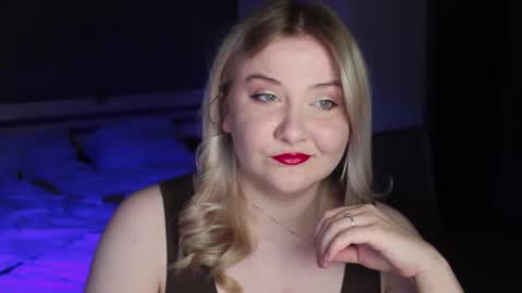 Ilona online show from 05-18-26, 11:32