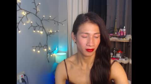 Snapshot of sensual_goergia chatting on 10-28-25, 01:20 sensual_goergia online show from 10-28-25, 01:20