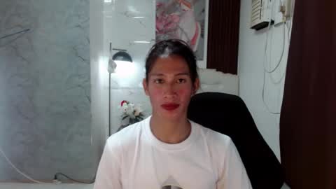 Snapshot of sensual_goergia chatting on 11-04-25, 12:48 sensual_goergia online show from 11-04-25, 12:48