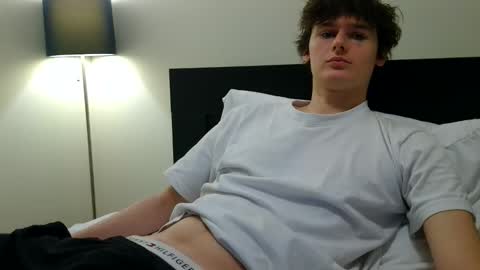 Cam online show from 01-16-26, 10:58