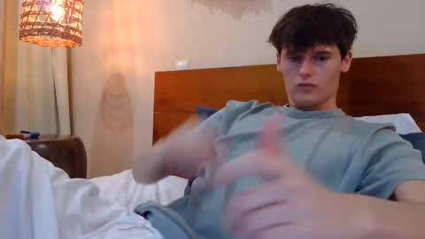 Cam online show from 05-04-26, 01:34
