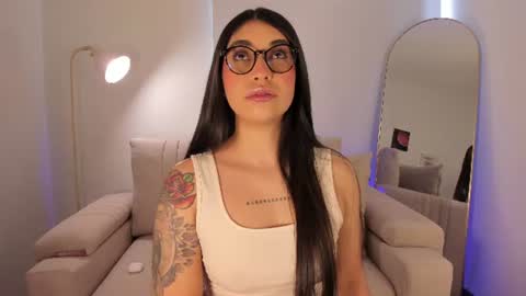 Snapshot of sensualhaven_ chatting on 07-19-26, 05:16 sensualhaven_ online show from 07-19-26, 05:16