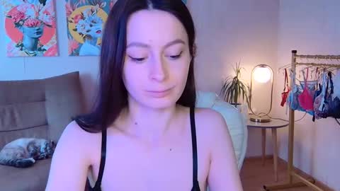 Snapshot of sensuallucy233 chatting on 11-18-25, 07:57 sensuallucy233 online show from 11-18-25, 07:57