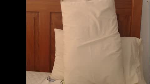 Snapshot of sera_booty chatting on 10-11-25, 05:39 Anne online show from 10-11-25, 05:39