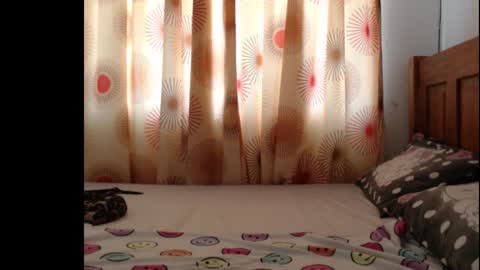 Snapshot of sera_booty chatting on 11-25-25, 11:21 Anne online show from 11-25-25, 11:21