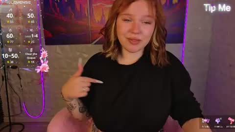 Snapshot of seraphinaa_darkwater chatting on 07-19-26, 01:09 Lisa and Mona online show from 07-19-26, 01:09