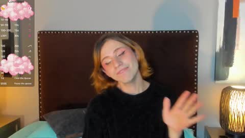 Seraphine star online show from 02-22-26, 12:58