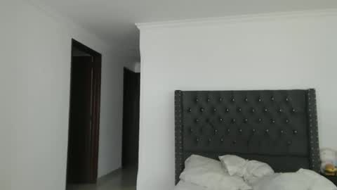 sararoussee online show from 02-25-26, 09:02