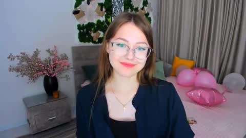 Ophelia online show from 02-28-25, 03:59