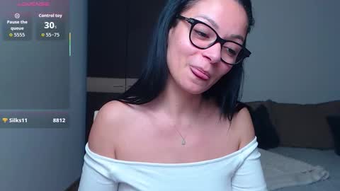 SereneSophi online show from 03-11-26, 07:03