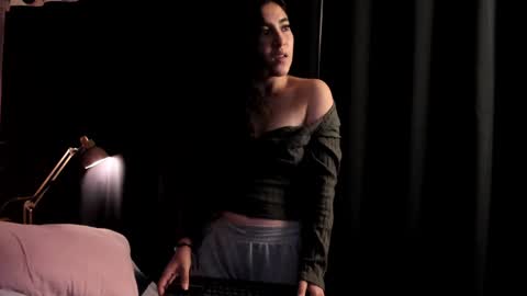 Snapshot of serenity_day chatting on 01-13-25, 05:23 Serenity online show from 01-13-25, 05:23