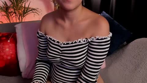 Snapshot of serenity_day chatting on 01-18-25, 12:35 Serenity online show from 01-18-25, 12:35