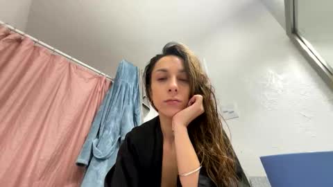 Snapshot of serenityroseee chatting on 02-21-26, 09:49 serenityroseee online show from 02-21-26, 09:49