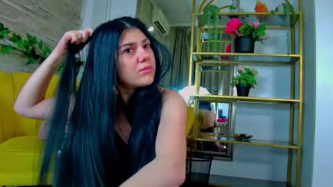 SerennaNoir online show from 01-18-26, 05:22