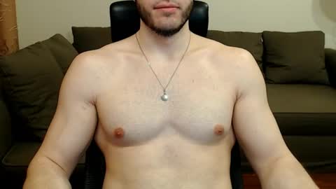 Snapshot of sergiotitan3271 chatting on 04-12-26, 09:09 Serg Superior online show from 04-12-26, 09:09