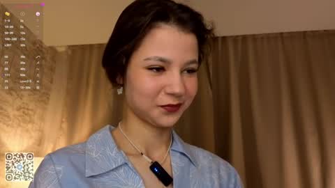 Snapshot of serinazele chatting on 06-18-26, 06:34 Melissa online show from 06-18-26, 06:34
