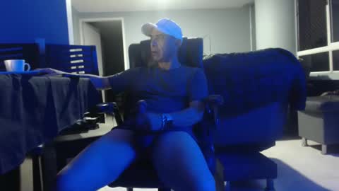 hetero serio discreto online show from 02-23-25, 12:19