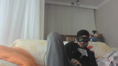 Snapshot of sero98313230 chatting on 05-11-26, 07:14 sero98313230 online show from 05-11-26, 07:14