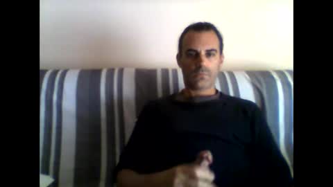 Snapshot of servamp77 chatting on 10-25-25, 11:40 servamp77 online show from 10-25-25, 11:40