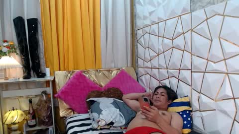 call me MILES   online show from 09-24-25, 11:19