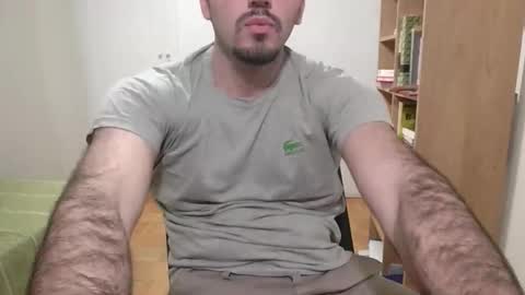 Max online show from 12-18-25, 12:38