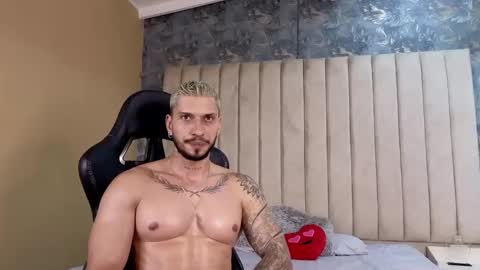 HEY IM SETH online show from 03-03-25, 01:21