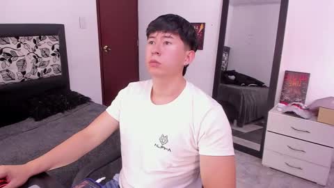 Snapshot of setsuna_10 chatting on 03-01-25, 07:37 david online show from 03-01-25, 07:37