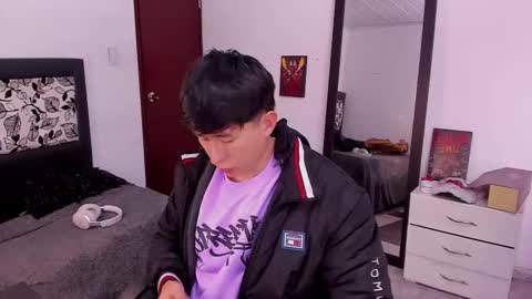 Snapshot of setsuna_10 chatting on 03-04-25, 08:05 david online show from 03-04-25, 08:05