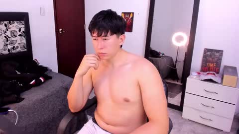 Snapshot of setsuna_10 chatting on 03-08-25, 11:39 david online show from 03-08-25, 11:39