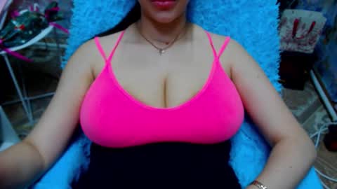 Snapshot of seu_cute chatting on 01-12-26, 07:08 seu_cute online show from 01-12-26, 07:08