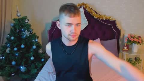 Snapshot of sevans14 chatting on 01-05-25, 07:39 SevanS14 online show from 01-05-25, 07:39