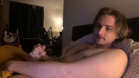 Snapshot of seven20yrs chatting on 12-05-24, 12:52 seven20yrs online show from 12-05-24, 12:52