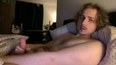 Snapshot of seven20yrs chatting on 12-16-24, 04:13 seven20yrs online show from 12-16-24, 04:13