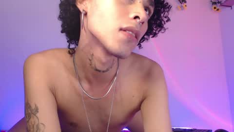 Snapshot of seven7xis chatting on 03-08-25, 07:16 Alexis online show from 03-08-25, 07:16