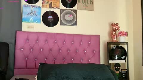 Snapshot of seventh_ftm chatting on 02-12-26, 09:37 Seventh online show from 02-12-26, 09:37