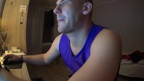 Snapshot of sewek101 chatting on 11-26-25, 08:21 Sewerin online show from 11-26-25, 08:21