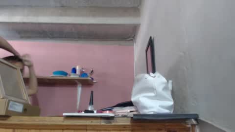 Snapshot of sex_forever77 chatting on 01-23-25, 08:02 Karol y antony online show from 01-23-25, 08:02