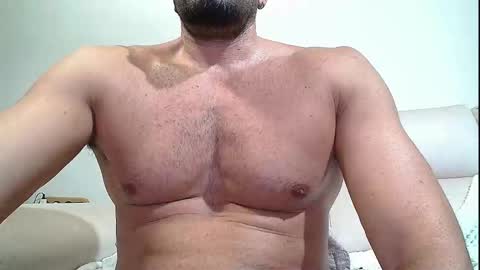 Snapshot of sex_machine_19 chatting on 09-28-25, 06:24 SEX MACHINE 19 online show from 09-28-25, 06:24